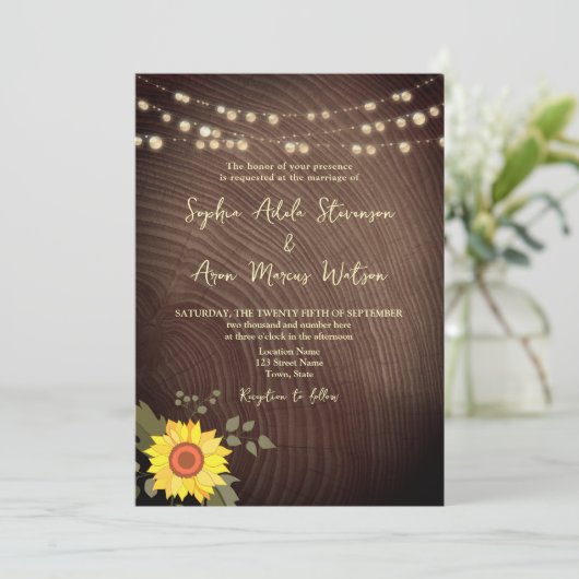 Sunflower Rustic Wood String Lights Wedding Kaart (Staand voorkant)
