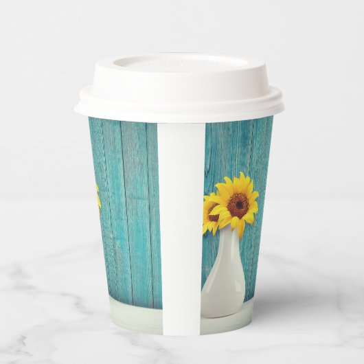 Sunflowers in a vase papieren bekers (Links)
