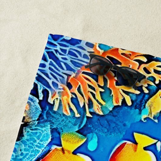 Sunlit Reef Life Glow Art Strandlaken (In situ)