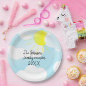 Sunny Blue Summer Sky met Clouds Family Reunion Papieren Bordje (Feest)