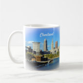 Sunny Cleveland River Skyline Koffiemok (Links)
