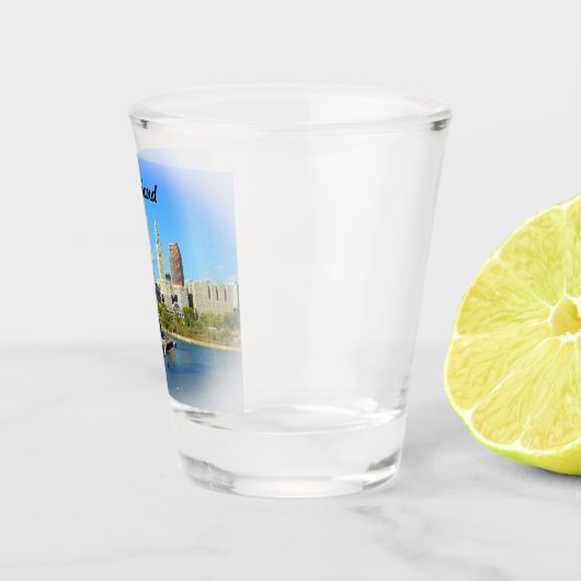 Sunny Cleveland River Skyline Shot Glas (Rechts)