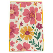 Sunny Garden: Pink Daisy & Heart Botanical Pattern Medium Cadeauzakje (Achterkant)