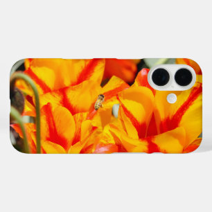 Sunny Honey Bee iPhone 16 Hoesje