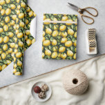Sunny Lemon Wedding Cadeaupapier<br><div class="desc">Vier de liefde in volle bloei met ons Lemon Pattern Wedding Collectie - waar levendige citrusmotieven en delicaat groen samenkomen om een speelse,  zonovergoten esthetiek te creëer.</div>