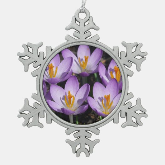 Sunny Paarse Crocuses Tin Sneeuwvlok Ornament (Voorkant)