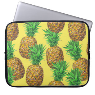 Sunny pineappels laptop sleeve