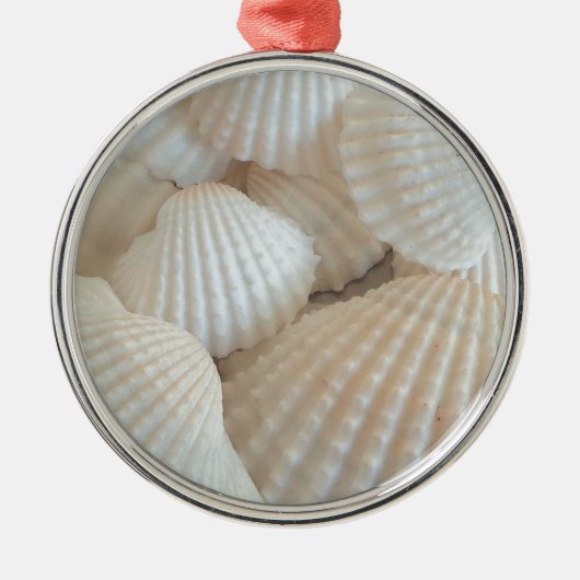 Sunny White Seashells, Summer Beach Exotic Metalen Ornament (Voorkant)