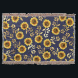 Sunny Yellow Gold Navy Sunflower Leaves Pattern Deken<br><div class="desc">Dit elegante en kische florale patroon is perfect voor het zomerseizoen. Het is voorzien van een geel en bruin waterverf geschilderd zonnebloempatroon met nepbedrukte gouden folie bladeren bovenop een eenvoudige marinesblauwe achtergrond. Deze afdruk is trendy, land en modern. ***BELANGRIJKE NOTA VAN HET ONTWERP: Voor om het even welk verzoek van...</div>