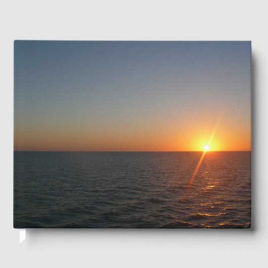 Sunrise aan de Zee III Ocean Horizon Seascape Gastenboek (Voorkant)