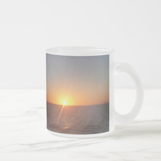Sunrise aan de Zee III Ocean Horizon Seascape Matglas Koffiemok (Rechts)