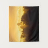 Sunrise achter fogische bomen wandkleed (Voorkant)