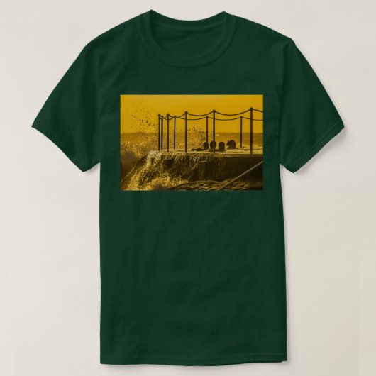Sunrise bij Bronte Beach pool T-shirt (Design voorkant)