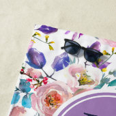 Sunrise Boho Floral Paars en White Monogram Strandlaken (In situ)