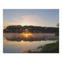 Sunrise Over het meer