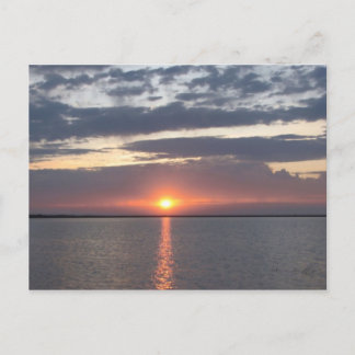 Sunrise Over Lake Briefkaart