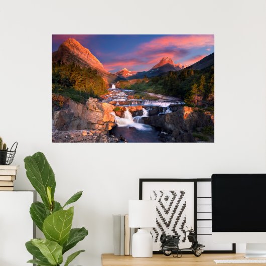 Sunrise over Swiftcurrent Creek Poster (Thuiskantoor)