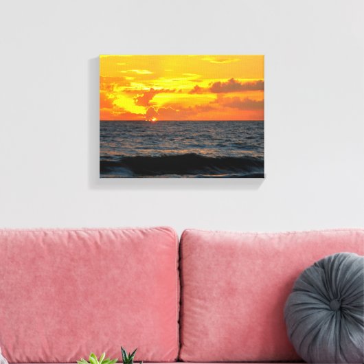 Sunrise over the ocean Stretched Canvas Print (Insitu (Woonkamer))