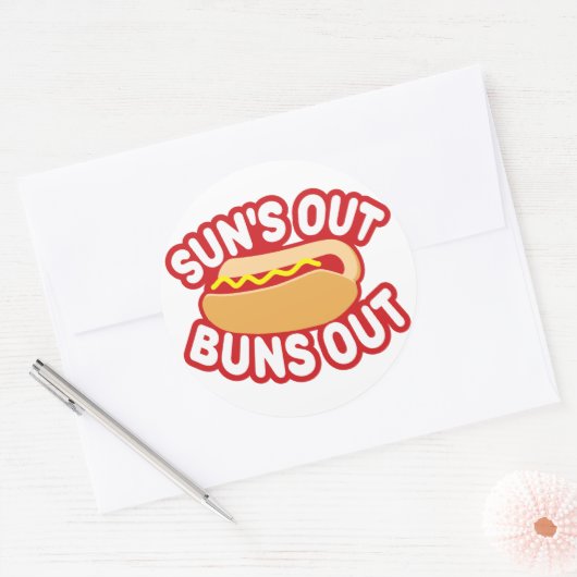 Suns Out Buns Ronde Sticker (Envelop)