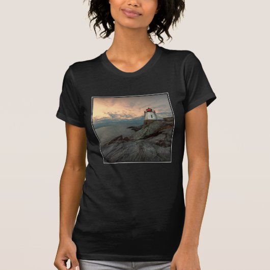 Sunset at Castle Hill Lighthouse T-shirt (Voorkant)