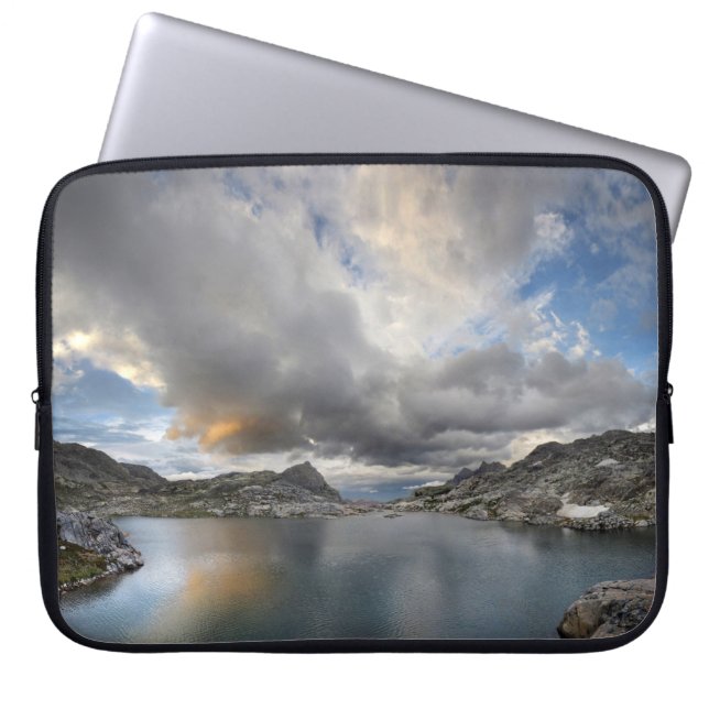 Sunset at Middle Nydiver Lake - Sierra Laptop Sleeve (Voorkant)