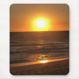 Sunset at Newport Beach, Californië Muismat