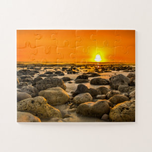 Sunset at the rocky strand legpuzzel