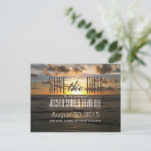 Sunset Beach Destination Wedding Save the Date Aankondigingskaart (Staand voorkant)