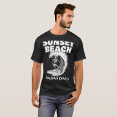 SUNSET BEACH HAWAII Surven Retro Surfen T-shirt (Voorkant volledig)