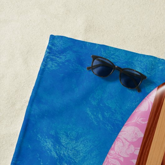 Sunset Beach Hawaiian Faux Wood Surfboard - Roze Strandlaken (In situ)