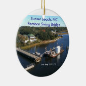 Sunset Beach, NC Pontoon Swing Bridge.. Keramisch Ornament (Rechts)