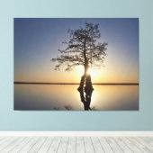 Sunset Behind a Tree Canvas Afdruk (Insitu (Houten vloer))