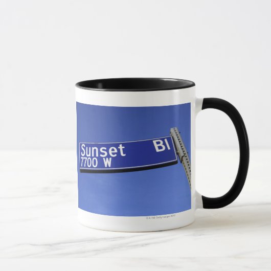 Sunset Boulevard-teken tegen een blauwe hemel Mok (Rechts)