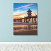 Sunset by the Huntington Beach Pier in California Canvas Afdruk (Insitu (Houten vloer))