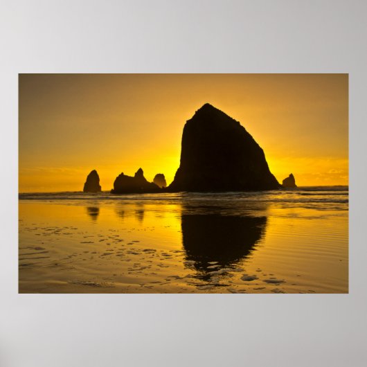Sunset, Cannon Beach, Oregon Poster (Voorkant)