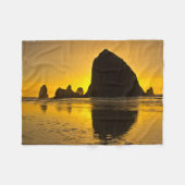 Sunset, Cannon Beach, Oregon, Verenigde Staten van Fleece Deken (Voorkant (Horizontaal))