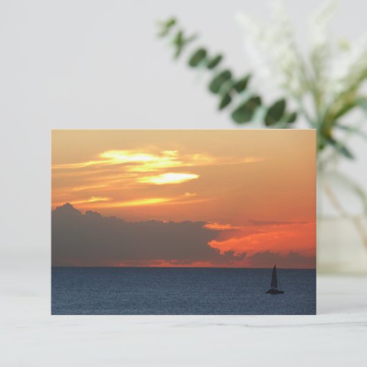 Sunset Clouds and Sailboat Seascape (Staand voorkant)