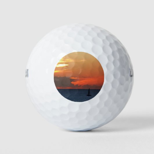 Sunset Clouds and Sailboat Seascape Golfballen (Voorkant)