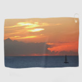 Sunset Clouds and Sailboat Seascape Golfhanddoek (Horizontaal)