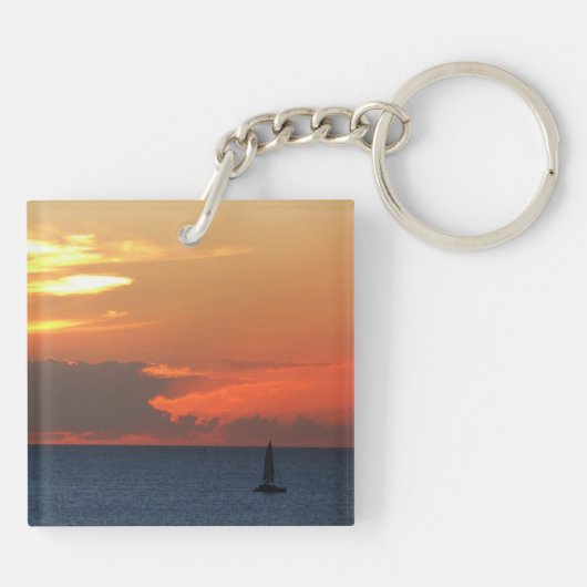 Sunset Clouds and Sailboat Seascape Sleutelhanger (Achterkant)