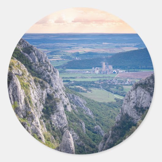 Sunset in de bergen ronde sticker (Voorkant)