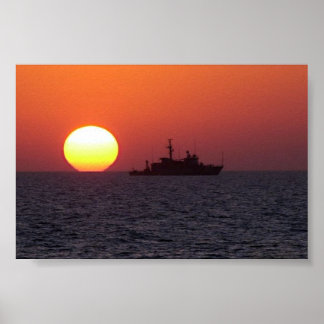 SUNSET IN DE GULF POSTER