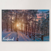 Sunset in snowy-dennenbos met zonnestraal legpuzzel (Horizontaal)