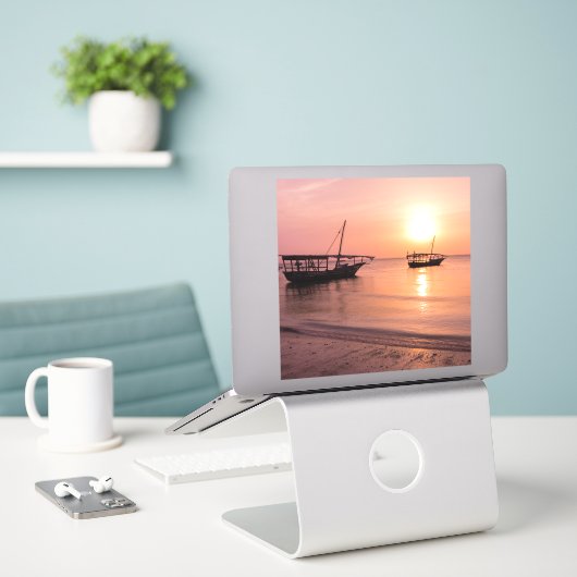 Sunset in Zanzibar Sticker (Laptop op bureau)