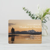 Sunset Land and Zee Rehearsal Dinner Invitation Kaart (Staand voorkant)
