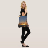 Sunset met Sailships Tropical Landscape Photo Tote Bag (Op model)