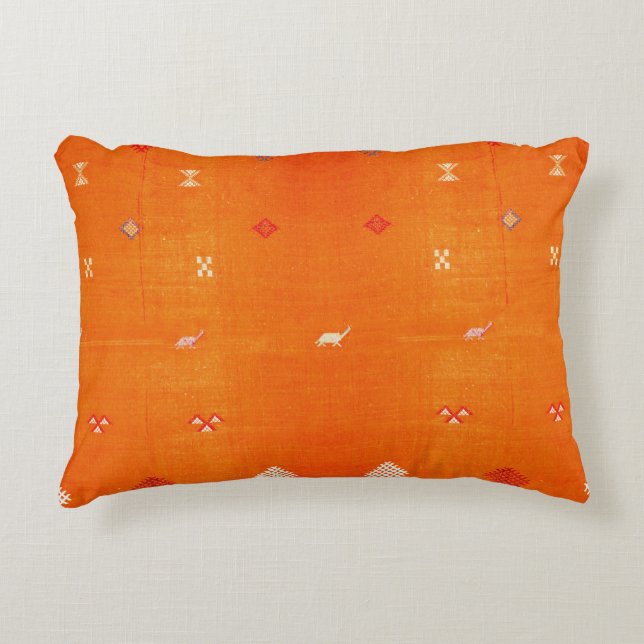 Sunset Oasis: Oranje erfgoed Boho Marokkaans Accent Kussen (Voorkant)