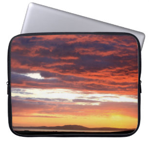Sunset on Islay, Schotland Laptop Sleeve