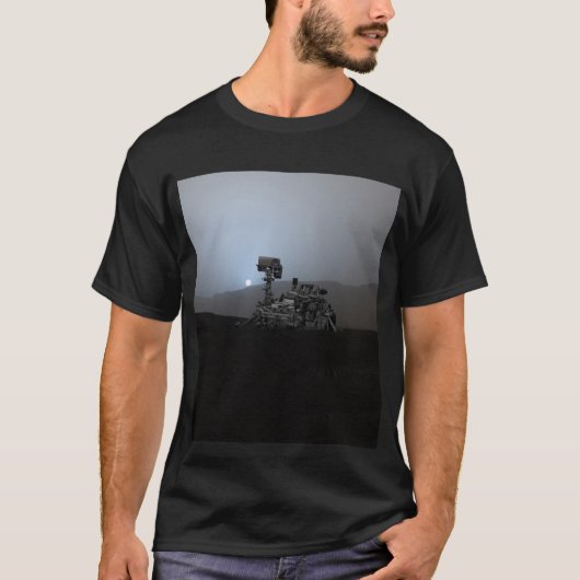 Sunset on Mars Curiosity Rover T-shirt (Voorkant)