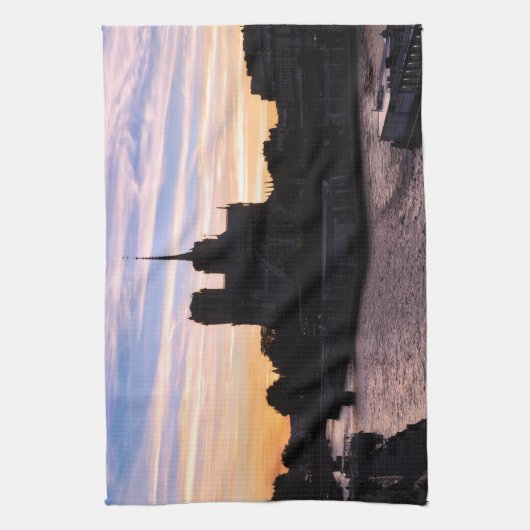 Sunset on Notre Dame de Paris - Parijs, Frankrijk Theedoek (Verticaal)